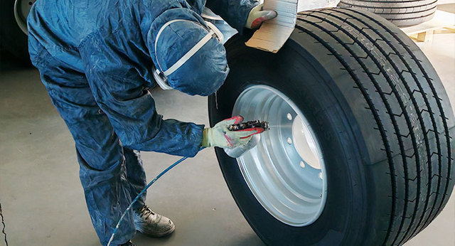 Tyre-and-Wheel-Assembly3